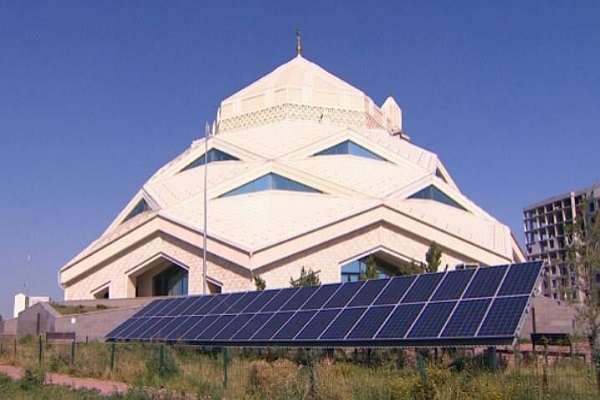 Kazajstán, mezquita ecológica